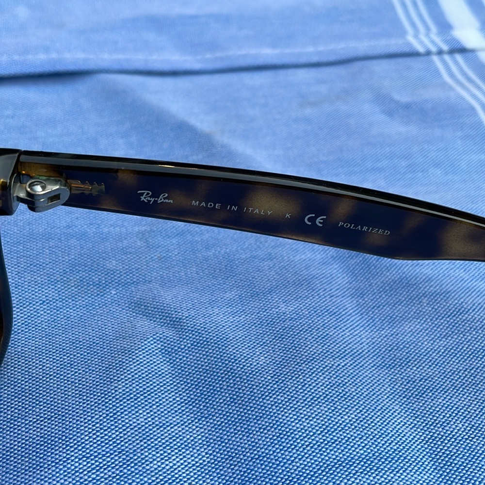 Ray Ban P. - Picture 5 of 10
